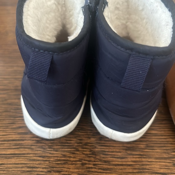 Baby booties - Picture 4 of 7